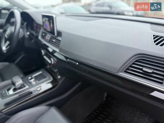 Серый Ауди Ку 5, объемом двигателя 1.98 л и пробегом 143 тыс. км за 26900 $, фото 30 на Automoto.ua