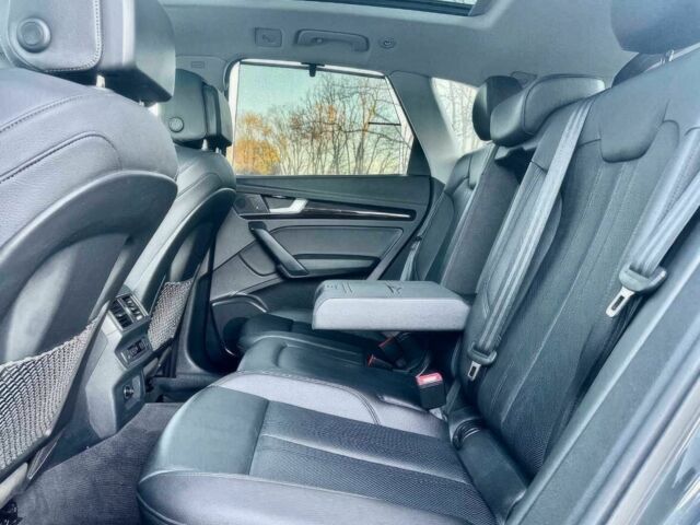 Серый Ауди Ку 5, объемом двигателя 2 л и пробегом 30 тыс. км за 5650 $, фото 8 на Automoto.ua