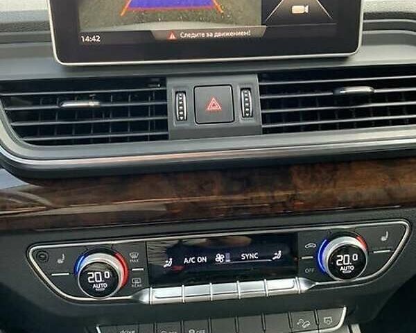 Серый Ауди Ку 5, объемом двигателя 1.98 л и пробегом 97 тыс. км за 27100 $, фото 9 на Automoto.ua