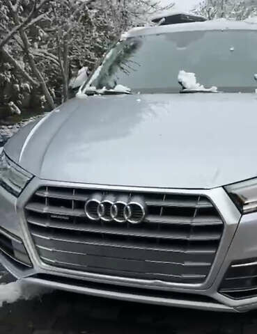 Сірий Ауді Ку 5, об'ємом двигуна 1.98 л та пробігом 147 тис. км за 24900 $, фото 3 на Automoto.ua