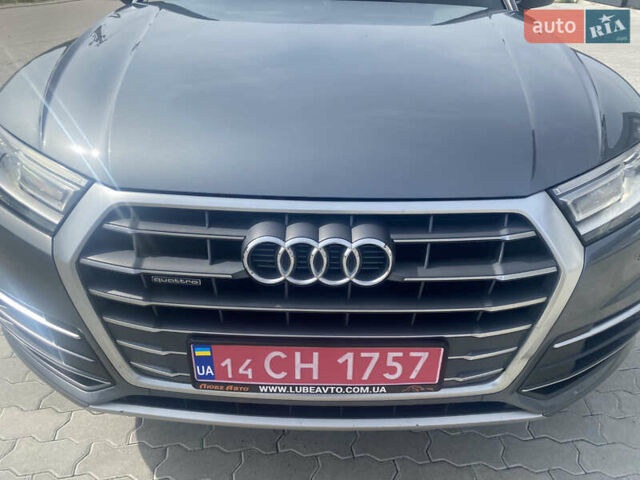 Сірий Ауді Ку 5, об'ємом двигуна 2 л та пробігом 210 тис. км за 21600 $, фото 9 на Automoto.ua