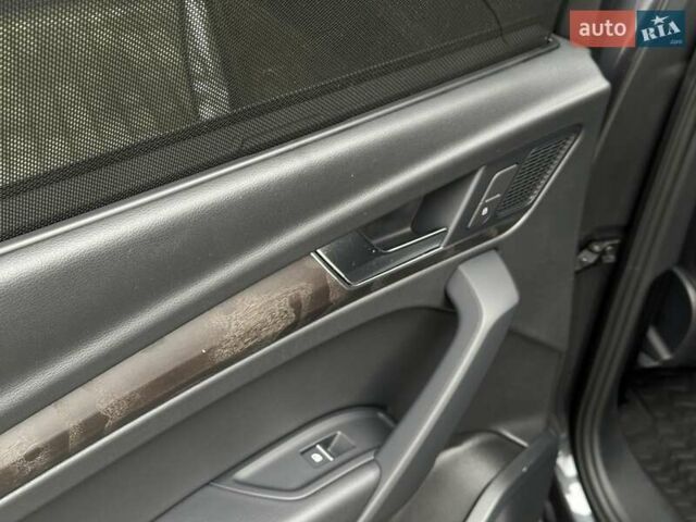 Сірий Ауді Ку 5, об'ємом двигуна 1.98 л та пробігом 179 тис. км за 26900 $, фото 22 на Automoto.ua