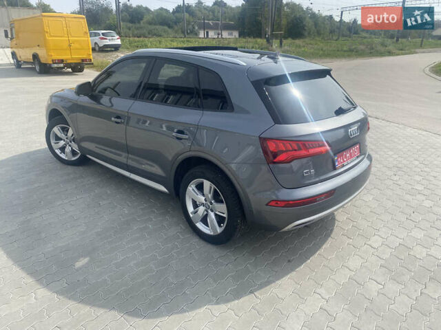 Сірий Ауді Ку 5, об'ємом двигуна 2 л та пробігом 210 тис. км за 21600 $, фото 3 на Automoto.ua