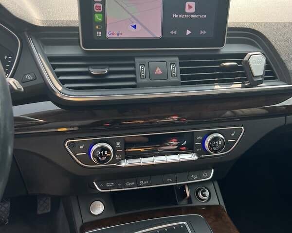 Серый Ауди Ку 5, объемом двигателя 1.98 л и пробегом 118 тыс. км за 24950 $, фото 11 на Automoto.ua