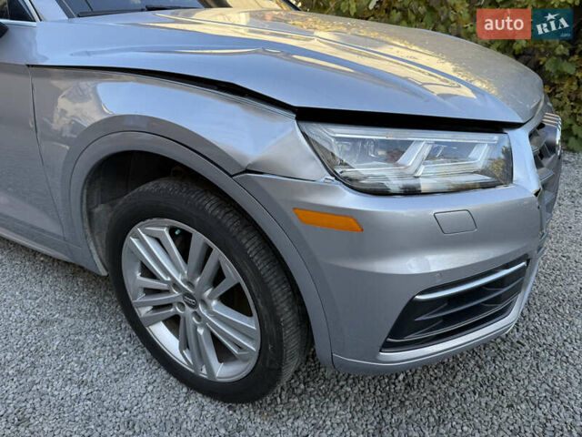 Сірий Ауді Ку 5, об'ємом двигуна 2 л та пробігом 148 тис. км за 20550 $, фото 20 на Automoto.ua