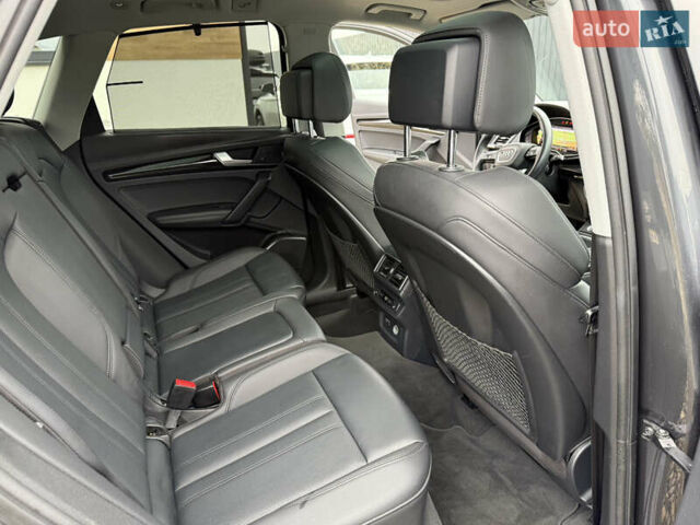 Серый Ауди Ку 5, объемом двигателя 1.98 л и пробегом 100 тыс. км за 25900 $, фото 43 на Automoto.ua