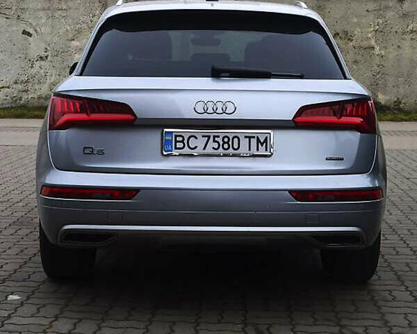 Серый Ауди Ку 5, объемом двигателя 1.98 л и пробегом 68 тыс. км за 31200 $, фото 8 на Automoto.ua