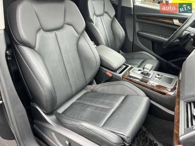 Ауди Ку 5 2019 в Киеве на Automoto.ua Серый Ауди Ку 5, объемом двигателя 1.98 л и пробегом 84 тыс. км за 28000 $, фото 38 на Automoto.ua