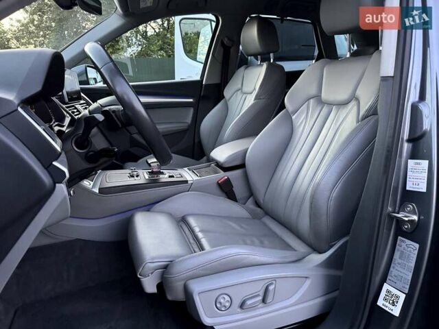 Сірий Ауді Ку 5, об'ємом двигуна 2 л та пробігом 220 тис. км за 29900 $, фото 29 на Automoto.ua