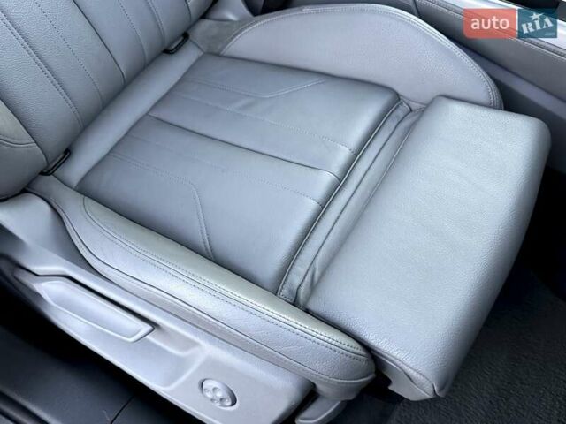 Сірий Ауді Ку 5, об'ємом двигуна 2 л та пробігом 220 тис. км за 29900 $, фото 37 на Automoto.ua