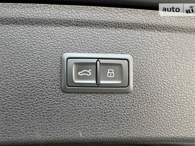 Серый Ауди Ку 5, объемом двигателя 2 л и пробегом 165 тыс. км за 26250 $, фото 39 на Automoto.ua