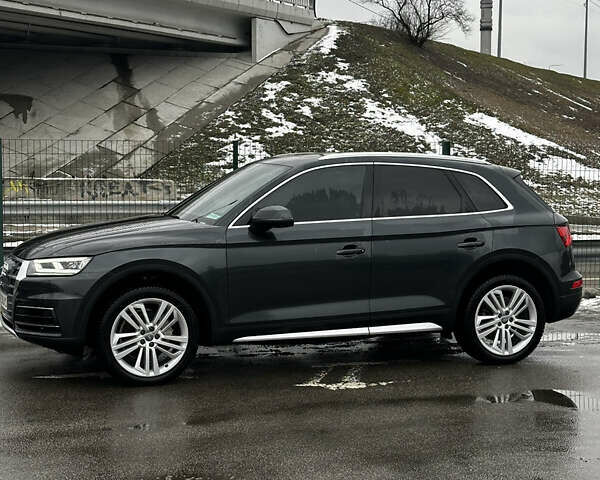 Серый Ауди Ку 5, объемом двигателя 1.98 л и пробегом 89 тыс. км за 28000 $, фото 7 на Automoto.ua