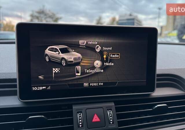 Серый Ауди Ку 5, объемом двигателя 1.98 л и пробегом 52 тыс. км за 28999 $, фото 30 на Automoto.ua