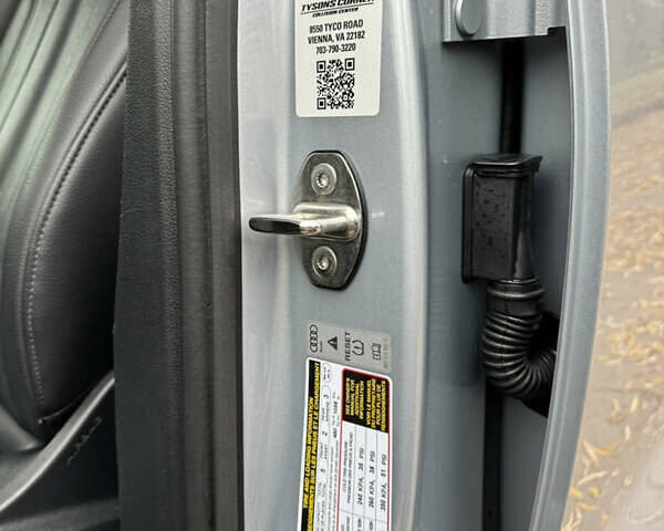 Серый Ауди Ку 5, объемом двигателя 1.98 л и пробегом 112 тыс. км за 25500 $, фото 23 на Automoto.ua