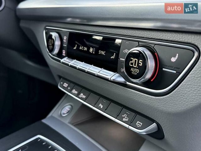 Сірий Ауді Ку 5, об'ємом двигуна 2 л та пробігом 220 тис. км за 29900 $, фото 41 на Automoto.ua