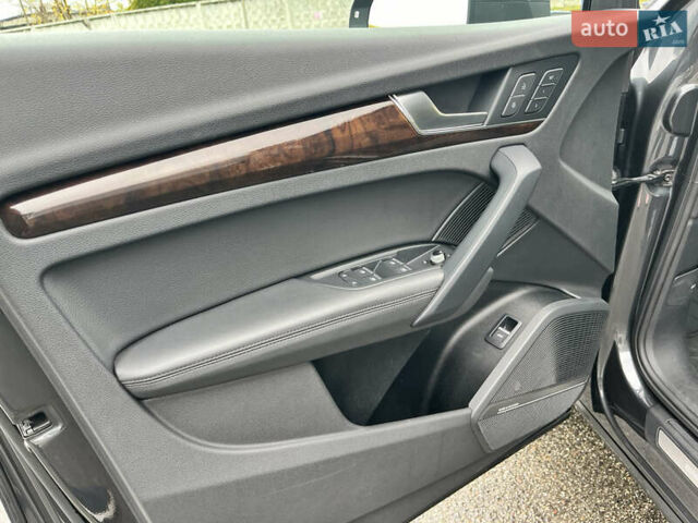 Ауди Ку 5 2019 в Киеве на Automoto.ua Серый Ауди Ку 5, объемом двигателя 1.98 л и пробегом 84 тыс. км за 28000 $, фото 30 на Automoto.ua