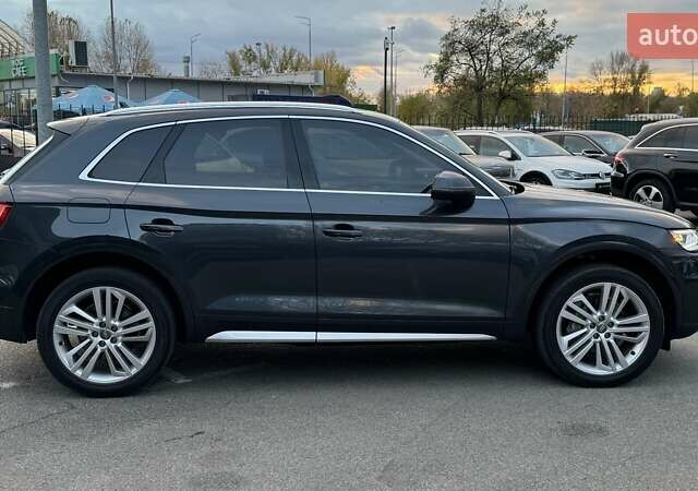 Серый Ауди Ку 5, объемом двигателя 1.98 л и пробегом 52 тыс. км за 28999 $, фото 8 на Automoto.ua