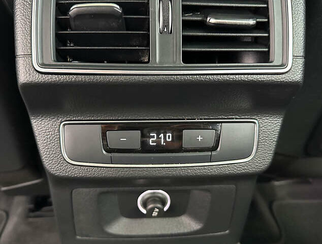 Серый Ауди Ку 5, объемом двигателя 2 л и пробегом 165 тыс. км за 26250 $, фото 23 на Automoto.ua