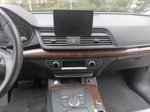 Серый Ауди Ку 5, объемом двигателя 2 л и пробегом 165 тыс. км за 21900 $, фото 13 на Automoto.ua