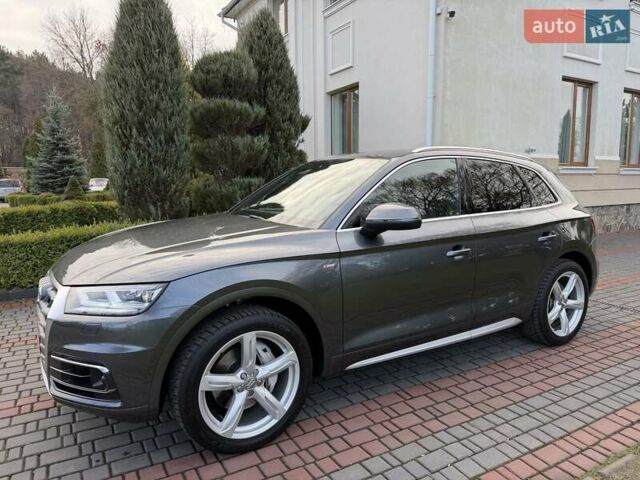 Серый Ауди Ку 5, объемом двигателя 2.97 л и пробегом 71 тыс. км за 53500 $, фото 3 на Automoto.ua