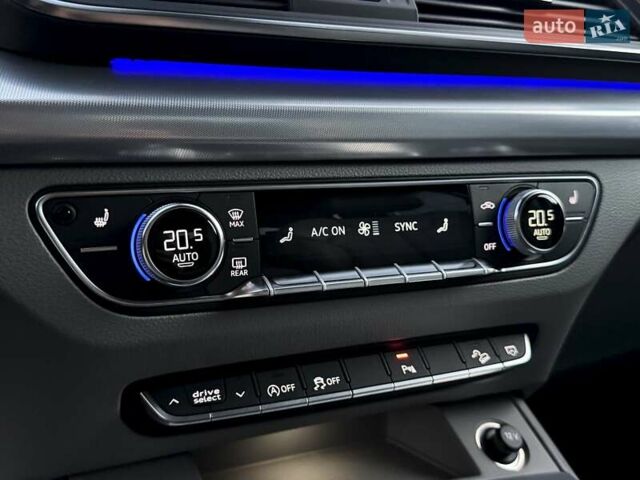 Сірий Ауді Ку 5, об'ємом двигуна 2 л та пробігом 220 тис. км за 29900 $, фото 73 на Automoto.ua