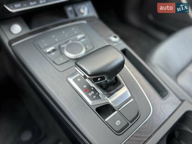 Сірий Ауді Ку 5, об'ємом двигуна 1.98 л та пробігом 63 тис. км за 27900 $, фото 25 на Automoto.ua