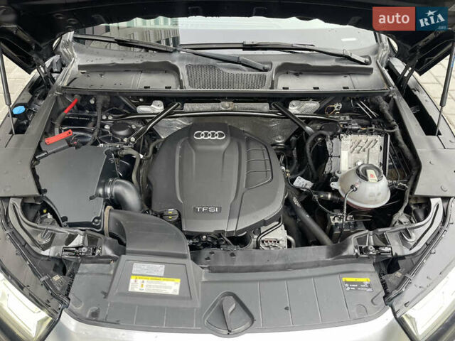 Сірий Ауді Ку 5, об'ємом двигуна 2 л та пробігом 300 тис. км за 21000 $, фото 44 на Automoto.ua
