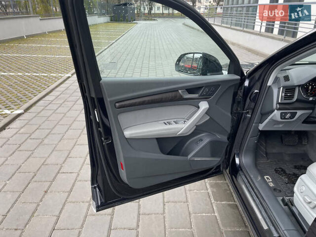 Сірий Ауді Ку 5, об'ємом двигуна 2 л та пробігом 300 тис. км за 21000 $, фото 23 на Automoto.ua