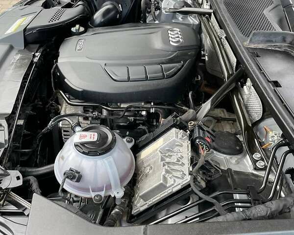 Серый Ауди Ку 5, объемом двигателя 1.98 л и пробегом 61 тыс. км за 32240 $, фото 9 на Automoto.ua