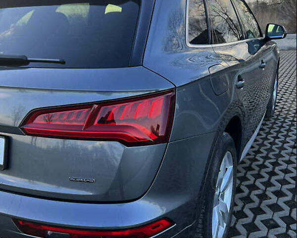 Серый Ауди Ку 5, объемом двигателя 1.98 л и пробегом 55 тыс. км за 27800 $, фото 26 на Automoto.ua