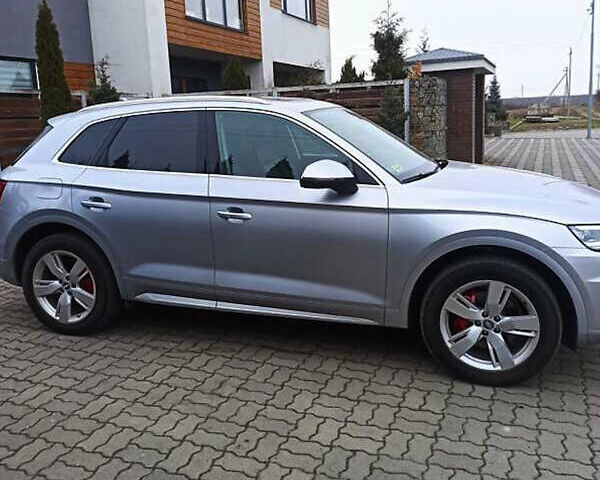 Серый Ауди Ку 5, объемом двигателя 1.98 л и пробегом 68 тыс. км за 31200 $, фото 4 на Automoto.ua