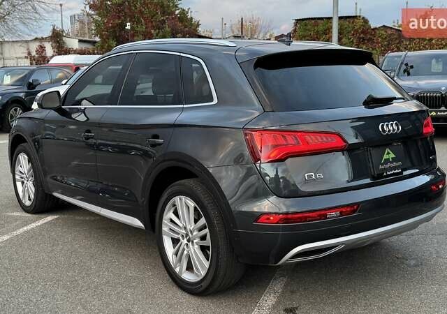 Серый Ауди Ку 5, объемом двигателя 1.98 л и пробегом 52 тыс. км за 28999 $, фото 5 на Automoto.ua