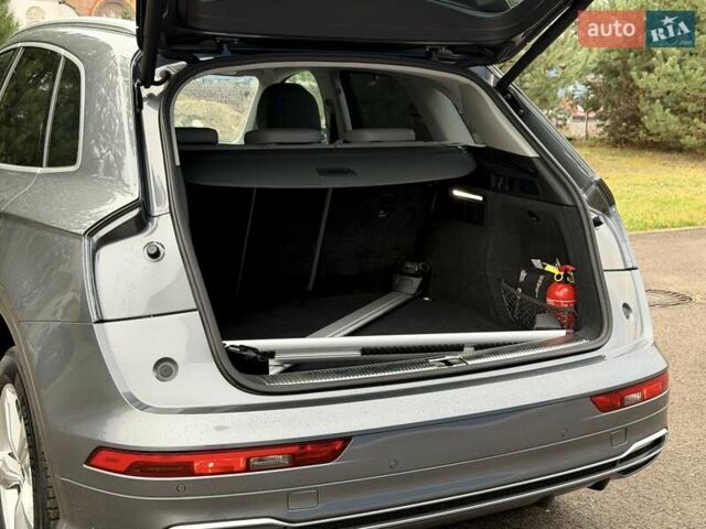 Сірий Ауді Ку 5, об'ємом двигуна 2 л та пробігом 220 тис. км за 29900 $, фото 17 на Automoto.ua