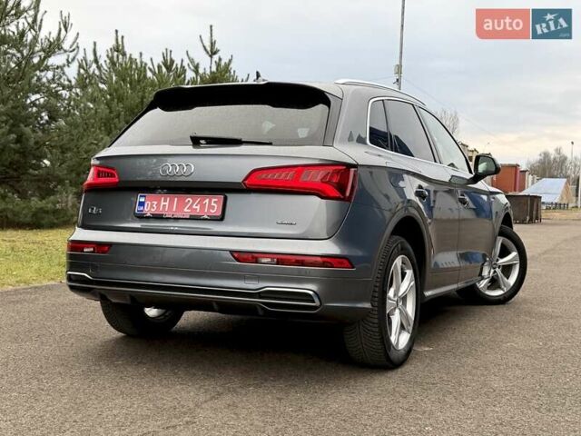 Сірий Ауді Ку 5, об'ємом двигуна 2 л та пробігом 220 тис. км за 29900 $, фото 8 на Automoto.ua