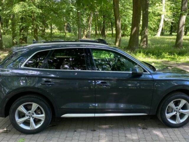 Сірий Ауді Ку 5, об'ємом двигуна 2 л та пробігом 86 тис. км за 14900 $, фото 2 на Automoto.ua