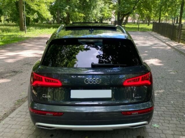 Сірий Ауді Ку 5, об'ємом двигуна 2 л та пробігом 86 тис. км за 14900 $, фото 4 на Automoto.ua