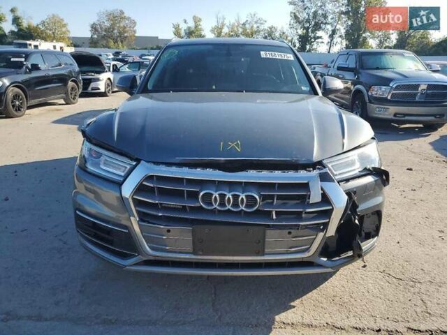 Сірий Ауді Ку 5, об'ємом двигуна 1.98 л та пробігом 81 тис. км за 18500 $, фото 2 на Automoto.ua