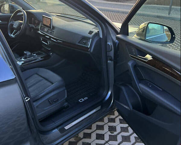 Серый Ауди Ку 5, объемом двигателя 1.98 л и пробегом 55 тыс. км за 27800 $, фото 37 на Automoto.ua