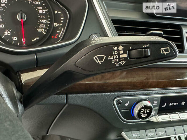 Серый Ауди Ку 5, объемом двигателя 2 л и пробегом 165 тыс. км за 26250 $, фото 28 на Automoto.ua