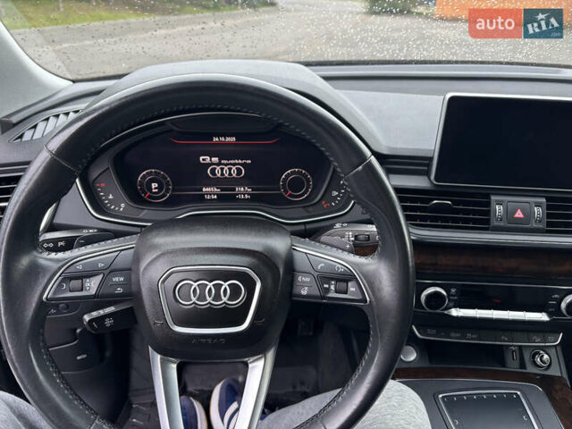 Ауди Ку 5 2019 в Тернополе на Automoto.ua Серый Ауди Ку 5, объемом двигателя 1.98 л и пробегом 84 тыс. км за 24900 $, фото 23 на Automoto.ua