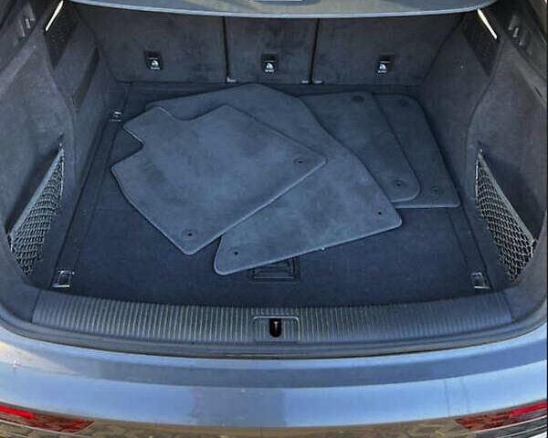 Серый Ауди Ку 5, объемом двигателя 1.98 л и пробегом 55 тыс. км за 27800 $, фото 52 на Automoto.ua