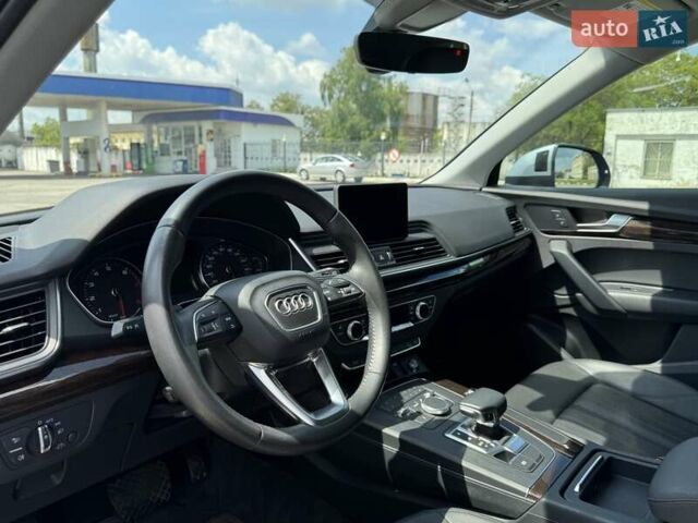 Серый Ауди Ку 5, объемом двигателя 1.98 л и пробегом 40 тыс. км за 25700 $, фото 20 на Automoto.ua