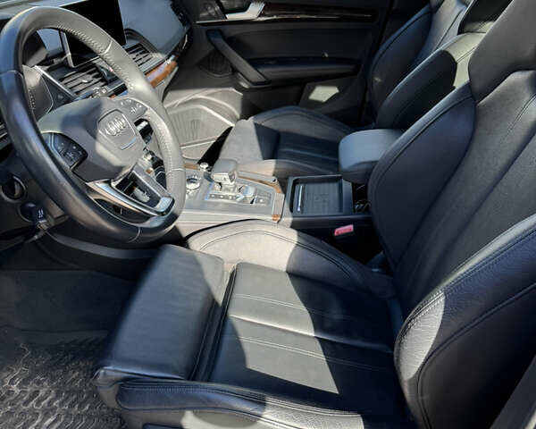 Сірий Ауді Ку 5, об'ємом двигуна 1.99 л та пробігом 104 тис. км за 28000 $, фото 20 на Automoto.ua