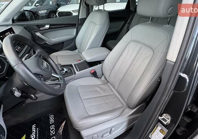 Серый Ауди Ку 5, объемом двигателя 1.98 л и пробегом 52 тыс. км за 28999 $, фото 13 на Automoto.ua