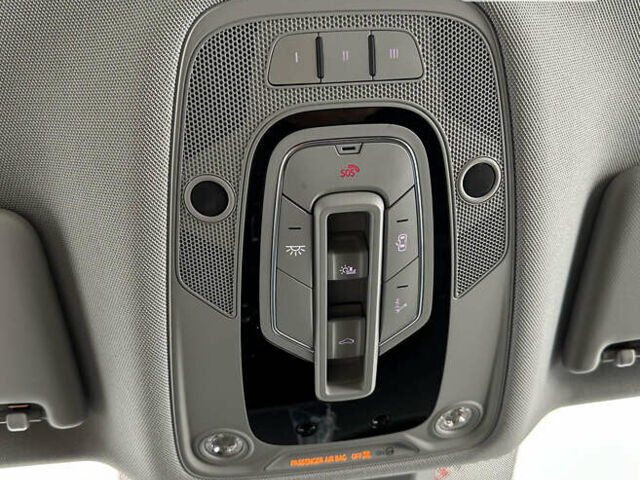 Серый Ауди Ку 5, объемом двигателя 2 л и пробегом 165 тыс. км за 26250 $, фото 37 на Automoto.ua