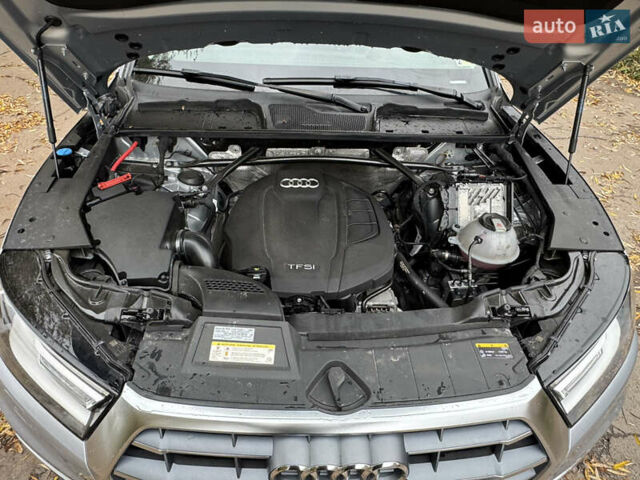 Серый Ауди Ку 5, объемом двигателя 1.98 л и пробегом 112 тыс. км за 25500 $, фото 20 на Automoto.ua