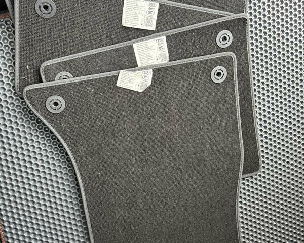 Серый Ауди Ку 5, объемом двигателя 1.98 л и пробегом 112 тыс. км за 25500 $, фото 36 на Automoto.ua