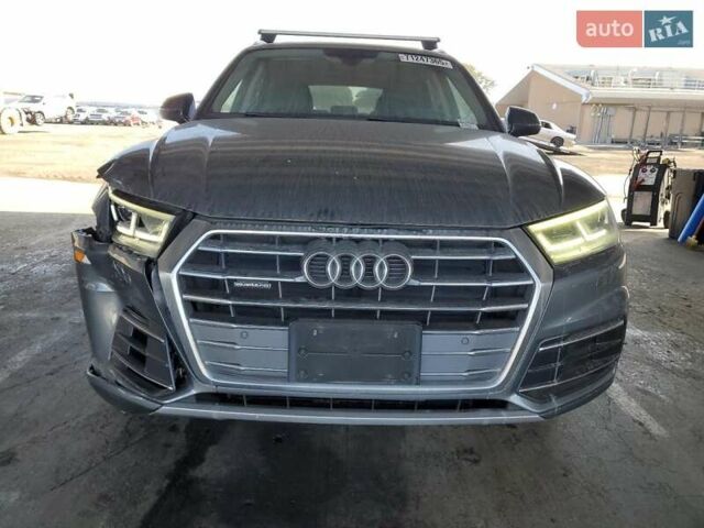 Серый Ауди Ку 5, объемом двигателя 1.98 л и пробегом 86 тыс. км за 7500 $, фото 4 на Automoto.ua