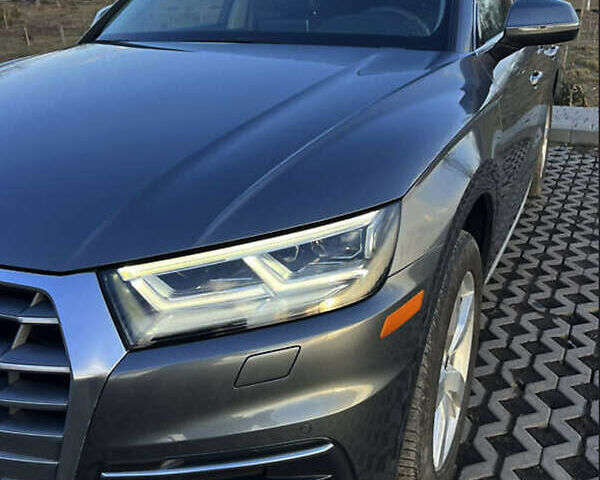 Серый Ауди Ку 5, объемом двигателя 1.98 л и пробегом 55 тыс. км за 27800 $, фото 32 на Automoto.ua