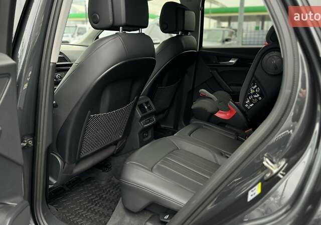 Сірий Ауді Ку 5, об'ємом двигуна 1.98 л та пробігом 78 тис. км за 27500 $, фото 15 на Automoto.ua